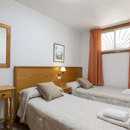 Floritas 28 - Two Bed Daire *