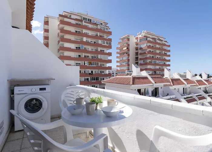 Floritas 28 - Two Bed Apartment Playa de las Americas (Tenerife)