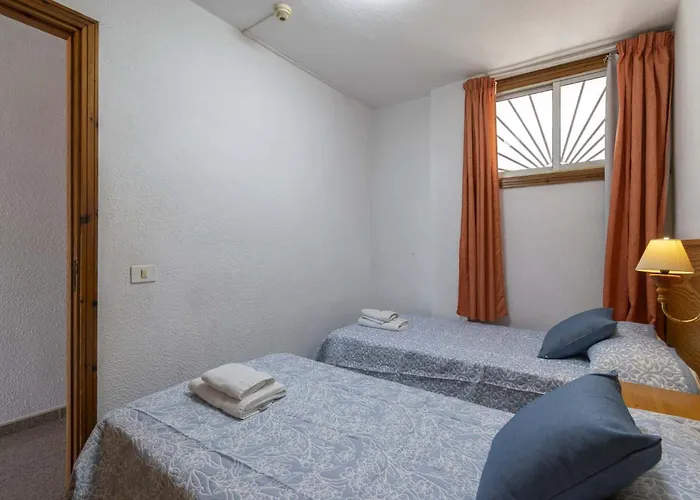 Floritas 28 - Two Bed Апартаменти *